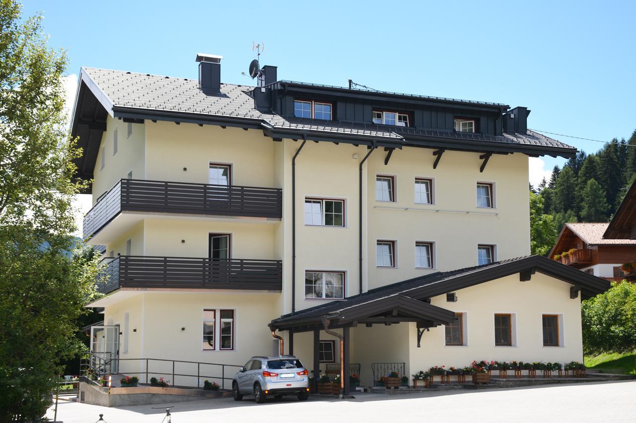 ホテル Casa Baldelli ドッビアーコ エクステリア 写真